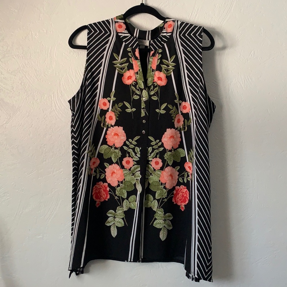 Sleeveless crepe tunic